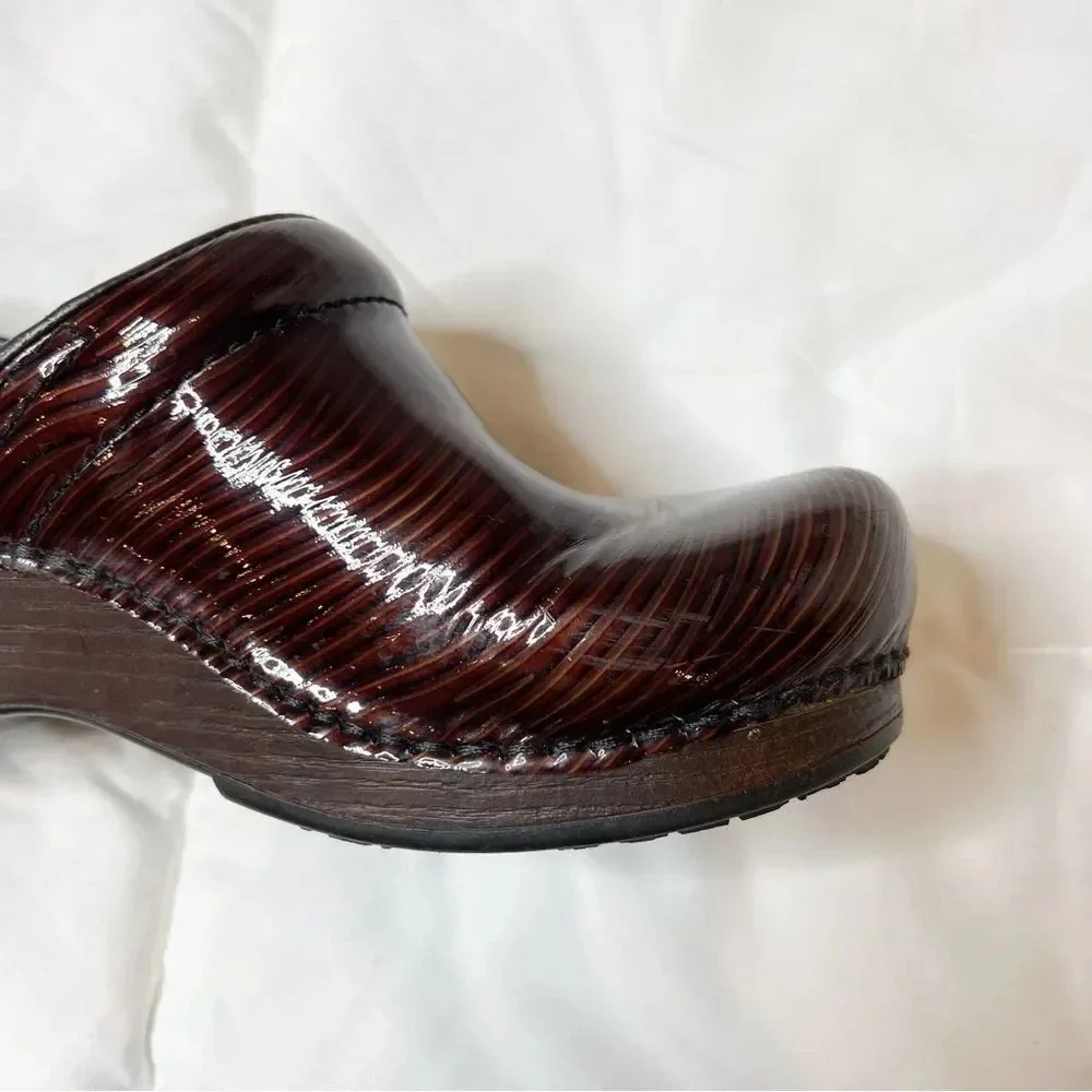 Dansko Abstract Line Print Clog Shoes - Picture 8 of 11